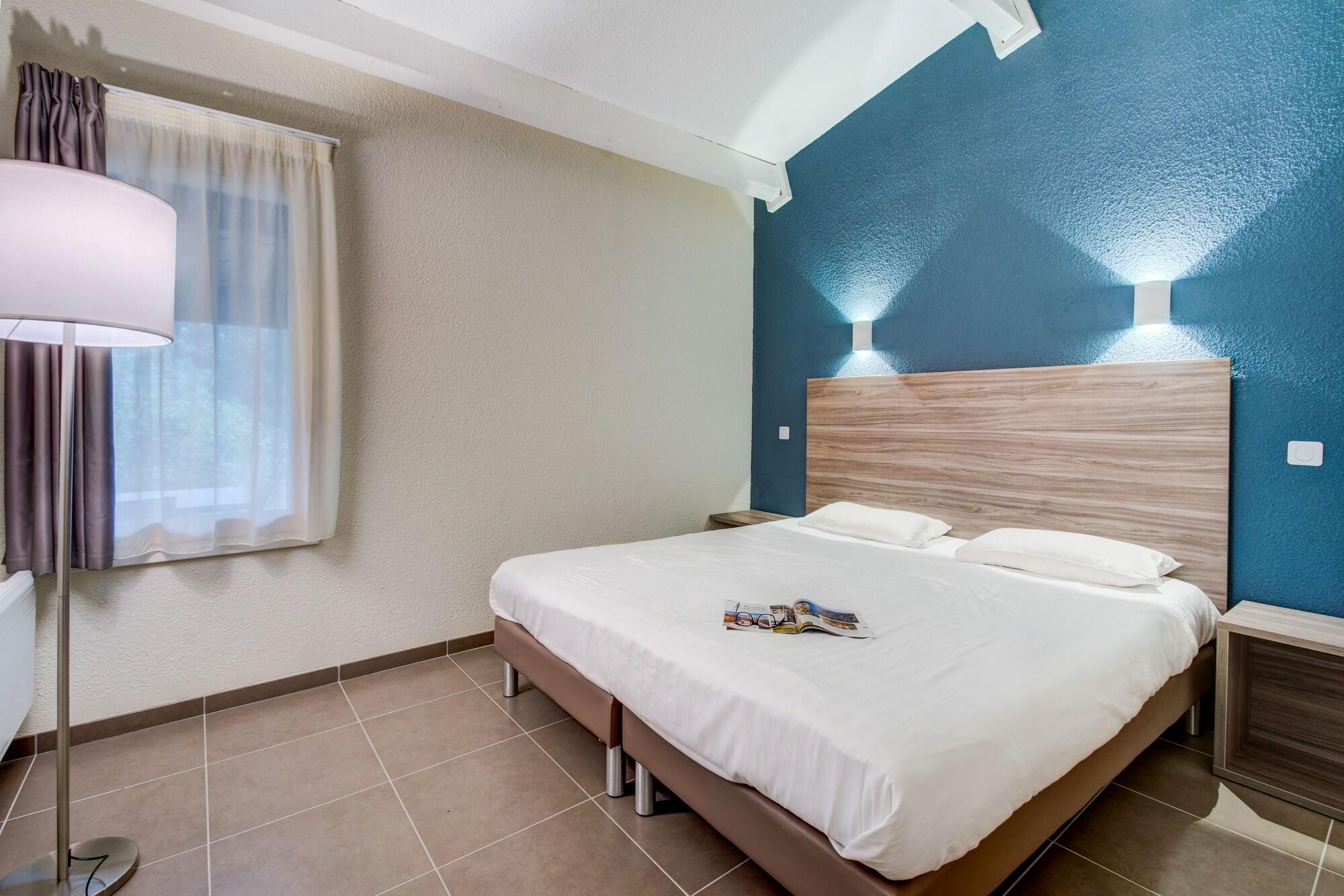 Hotel La Tour Carree - Grasse Sud à Peymeinade Extérieur photo