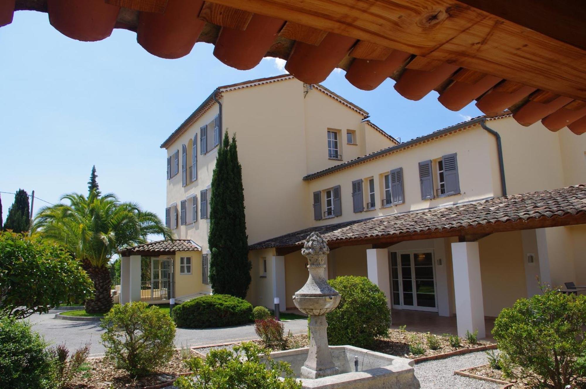Hotel La Tour Carree - Grasse Sud à Peymeinade Extérieur photo